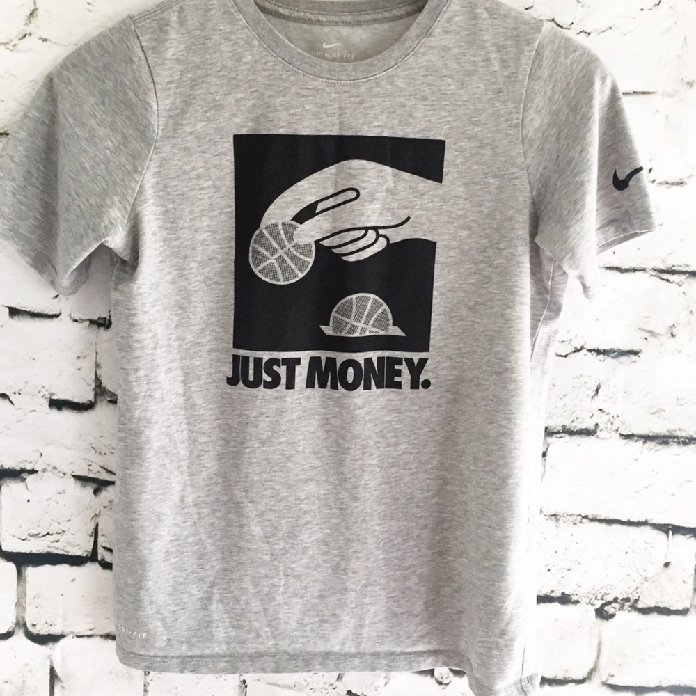 Boys Nike T-Shirt Sz L